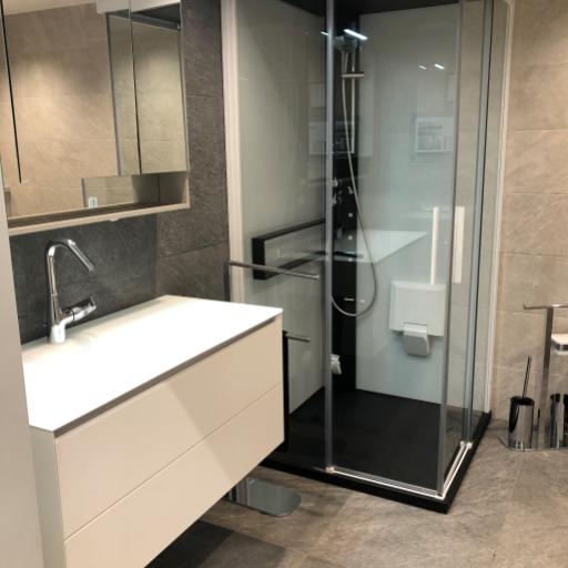 Dampfende Dusche.pexpo