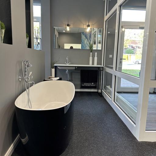 zeitlose Eleganz in schwarz & weiß.pexpo