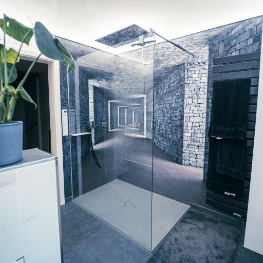 Tapete in der Dusche.pexpo